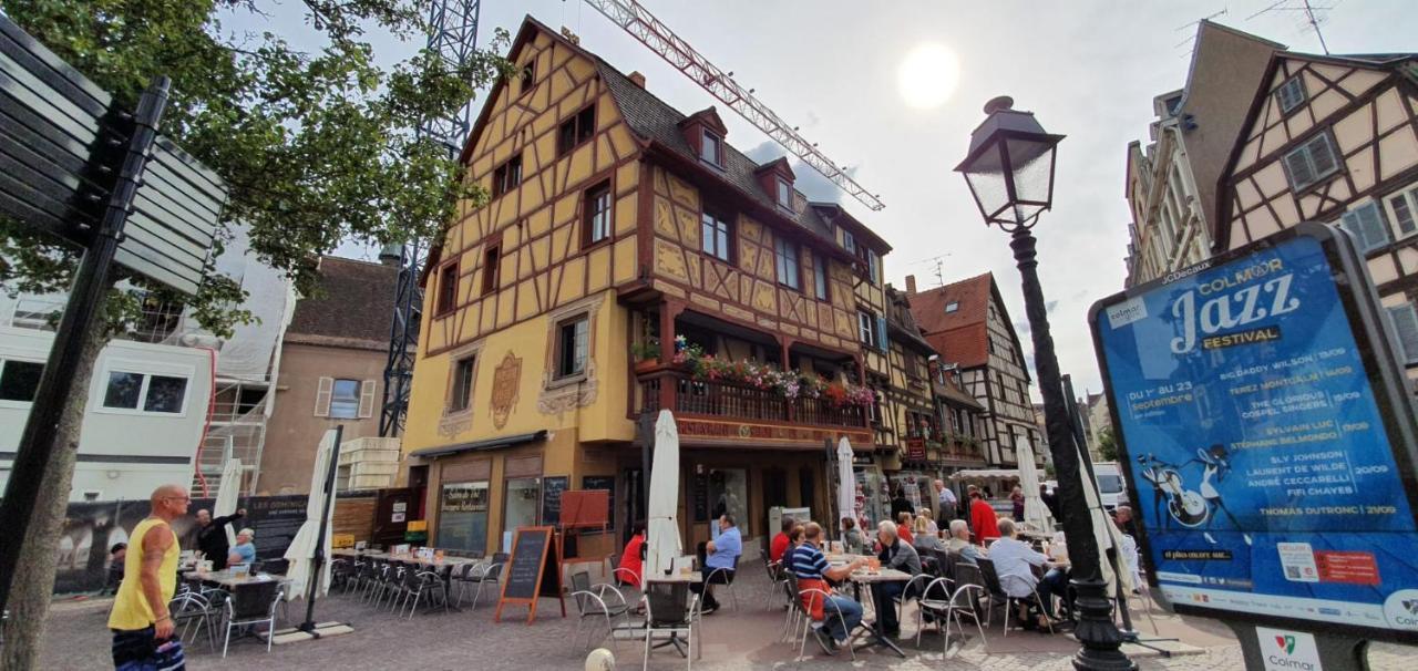 Le Red St Leon : Lit Queen Size * Wifi * Ideal Couple Apartment Colmar Exterior photo