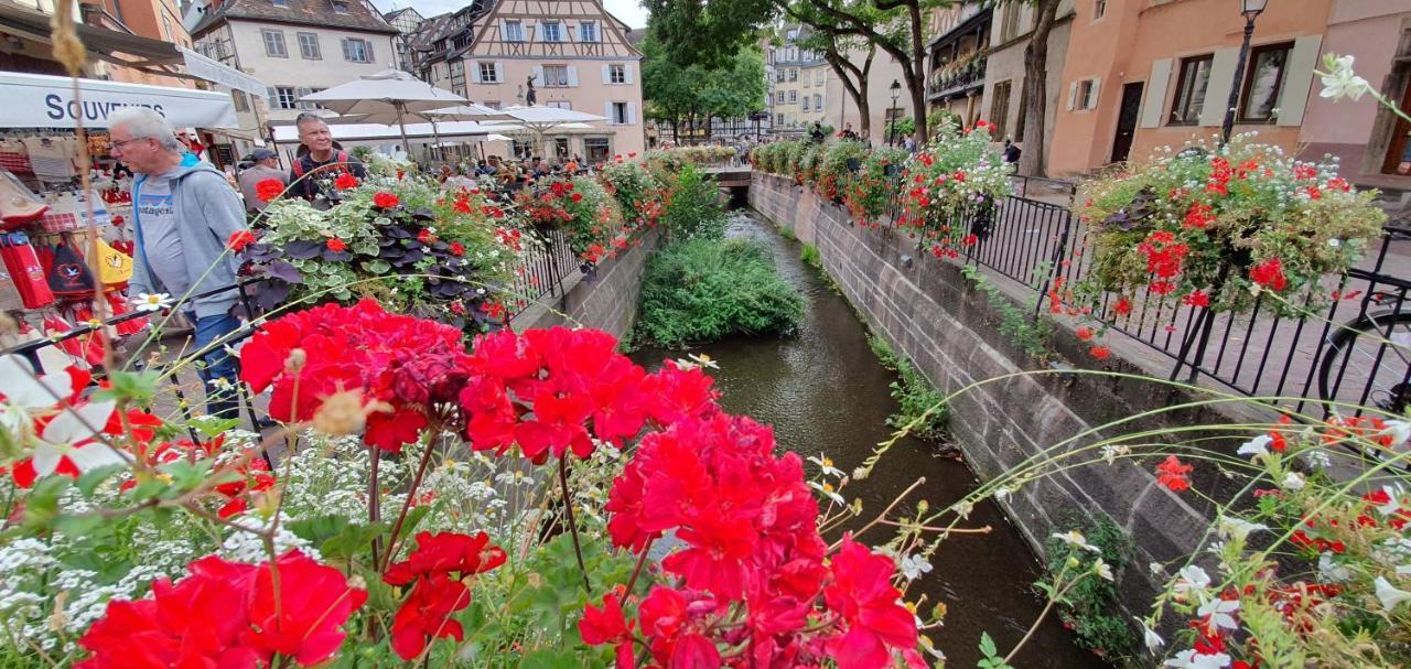 Le Red St Leon : Lit Queen Size * Wifi * Ideal Couple Apartment Colmar Exterior photo