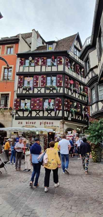 Le Red St Leon : Lit Queen Size * Wifi * Ideal Couple Apartment Colmar Exterior photo